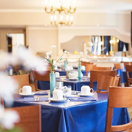 Hannover Airport By Premiere Classe Hotel