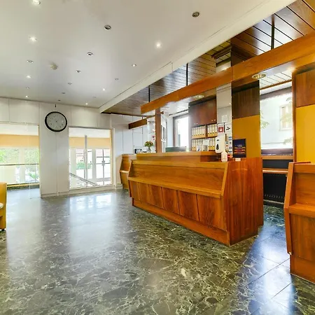 Hannover Airport By Premiere Classe Hotell Langenhagen (Hannover)