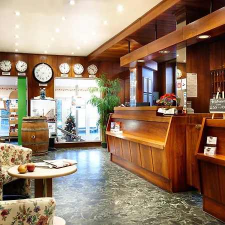 酒店 普瑞米尔瑞卡拉斯汉诺威机场酒店 2*