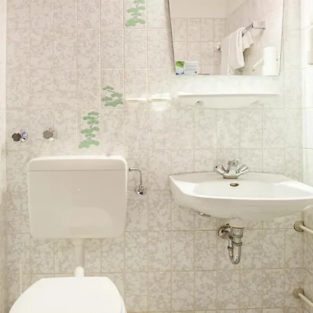 Hannover Airport By Premiere Classe Otel 2*