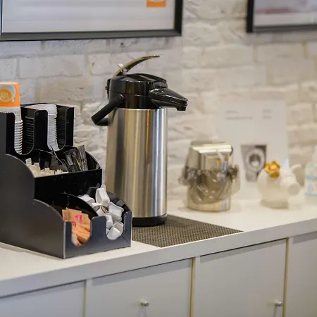 Hannover Airport By Premiere Classe Otel 2*