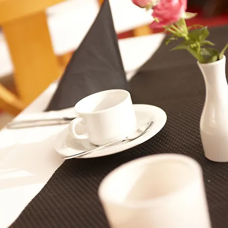 Hannover Airport By Premiere Classe Hotel Langenhagen (Hannover)