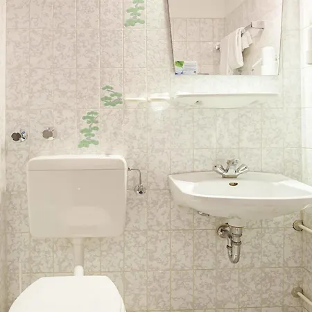 Hannover Airport By Premiere Classe Hotel *