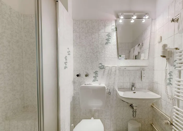 Hannover Airport By Premiere Classe Hotel 2*